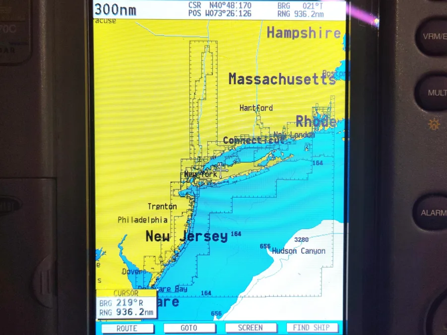 C-Map C-Card NT+ "Narragansett Bay to Cape May" M-NA-C303.04 / 22 APR 2002 -Great Condition/Tested- - Image 7