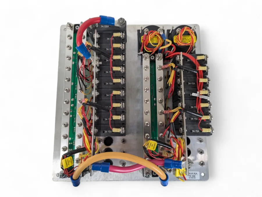 Blue Sea Systems 12V DC Distribution Panel Model No. 8380 With 16 15A Breakers - Image 3