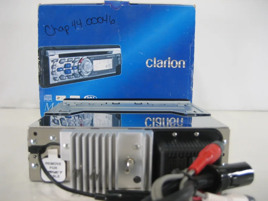 Clarion M475 Marine Receiver CDs CD-Rs CD-RWs MP3 WMA New-Old-Stock 90-Day Warranty - Image 4