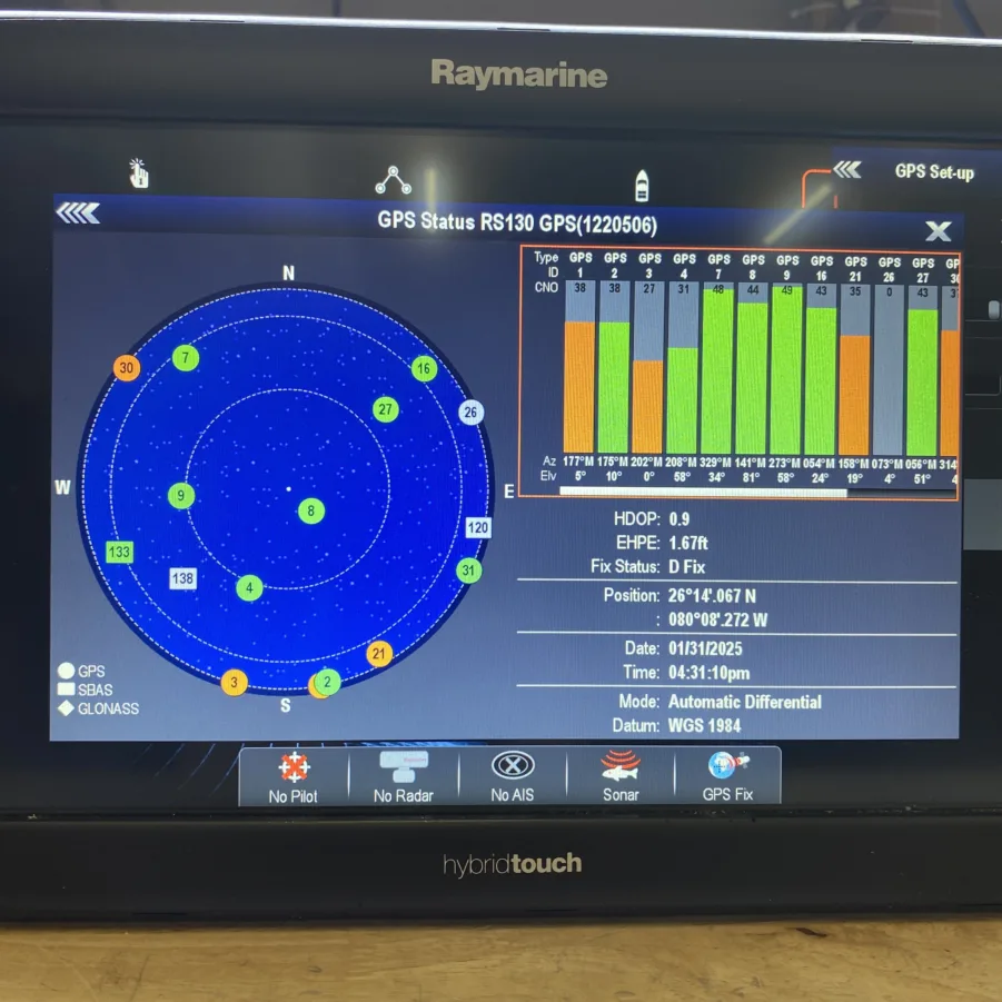 Raymarine e125 12.1" HybridTouch MFD w/ Sun Cover *Internal GPS* - E70023 - 90 Day Warranty*! - Image 10