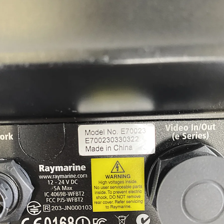 Raymarine e125 12.1" HybridTouch MFD w/ Sun Cover - E70023 - 90 Day Warranty! - Image 6