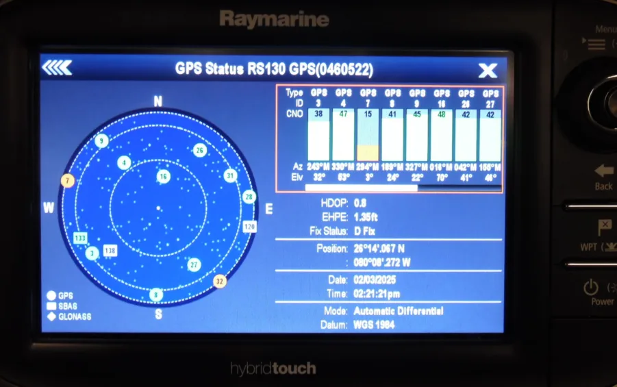 Raymarine e7 HybridTouch MFD - 7" Touchscreen with Sun Cover - E62354 - Good Condition *TESTED!* - Image 11