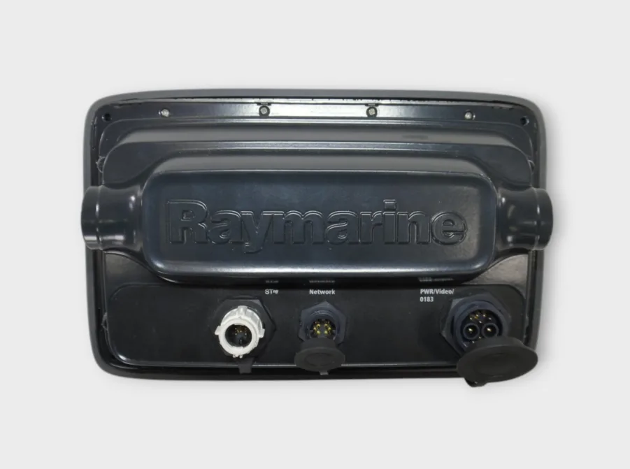 Raymarine e7 HybridTouch MFD - 7" Touchscreen with Sun Cover - E62354 - Good Condition *TESTED!* - Image 3