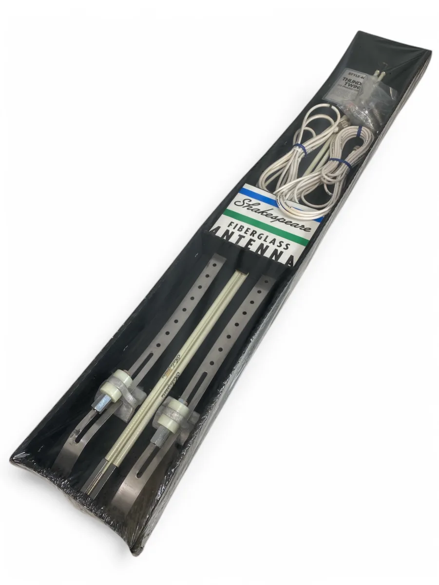 Shakespeare 4038 76" Thunder Twins Co-Phased Bumper Mount CB Antennas **New**