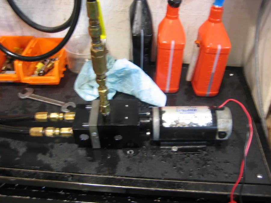 Furuno/Accu-Steer HRP75-12 Hydraulic Reversible 12V Autopilot Pump Tested 90-Day Warranty - Image 2