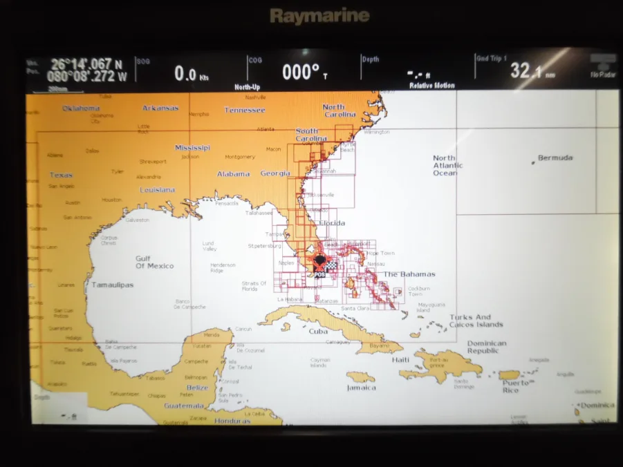 Raymarine c125 12" MFD - w/Rubber Sun Cover - E70013 - *Great Condition - 90 Day Warranty*! - Image 7