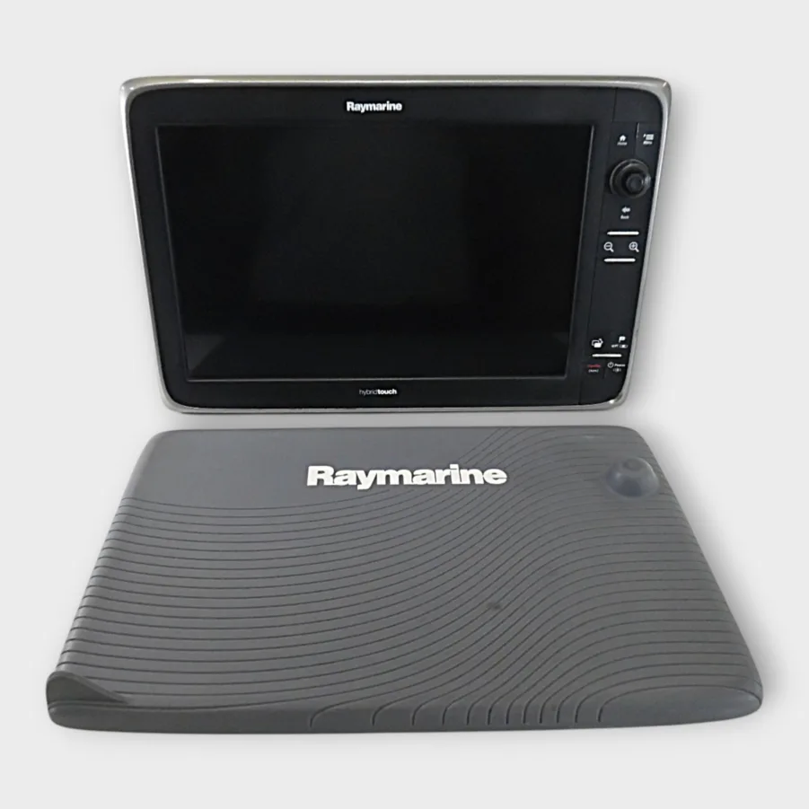 Raymarine e165 15.4" HybridTouch Multifunction Display w/Sun Cover -E70025 -Tested *90 Day Warranty*