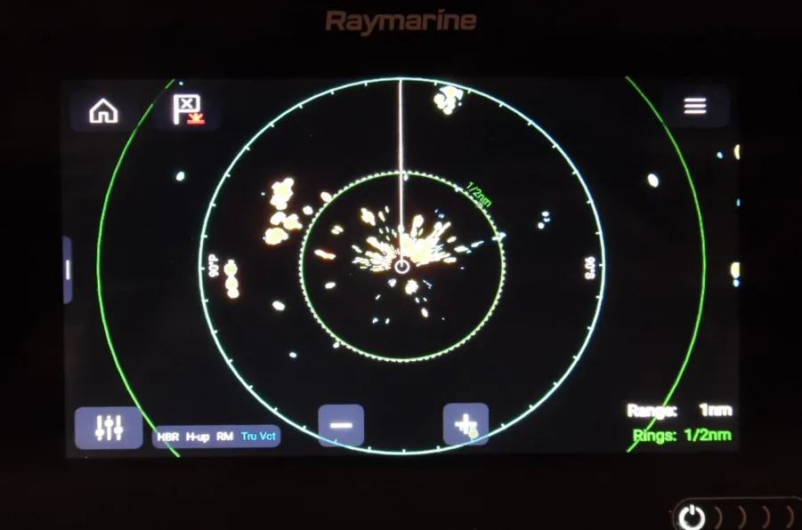 Raymarine 4kW 48″ Enhanced HD Digital Open Array E52069E with *NEW* 15m Radar Cable *REFURBISHED!* - Image 16