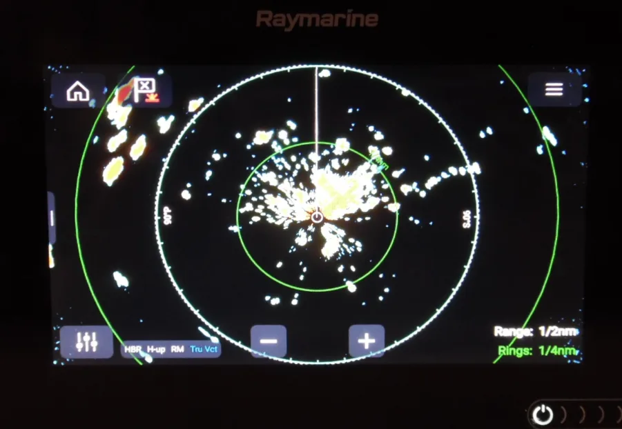 Raymarine 4kW 48″ Enhanced HD Digital Open Array E52069E with *NEW* 15m Radar Cable *REFURBISHED!* - Image 15