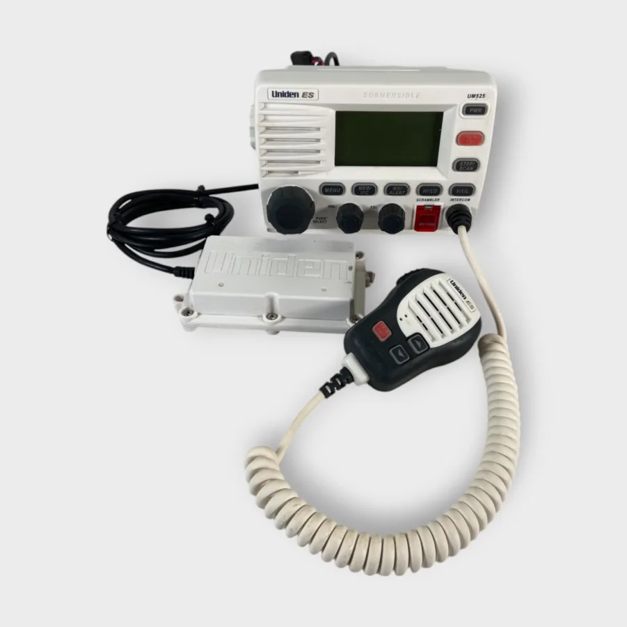 Uniden ES UM525 White VHF RADIO - Submersible Marine TESTED