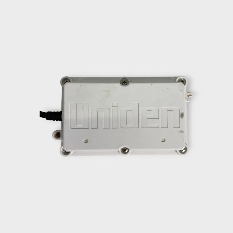 Uniden ES UM525 White VHF RADIO - Submersible Marine TESTED - Image 9