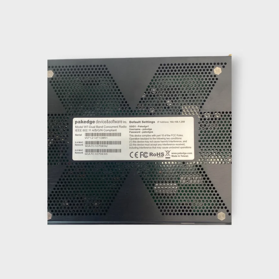 Pakedge Device& Software inc. W-7 Dual Band 2.4GHz & 5GHz  802.11A/B/G/N- Lot of 3- Free Shipping - Image 6