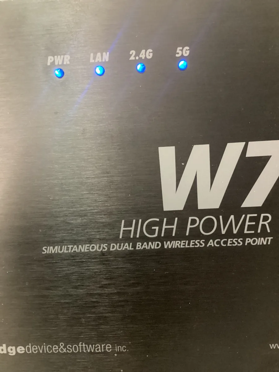 Pakedge Device& Software inc. W-7 Dual Band 2.4GHz & 5GHz  802.11A/B/G/N- Lot of 3- Free Shipping - Image 2
