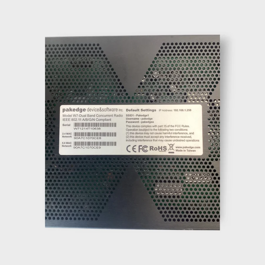 Pakedge Device& Software inc. W-7 Dual Band 2.4GHz & 5GHz  802.11A/B/G/N- Lot of 3- Free Shipping - Image 7