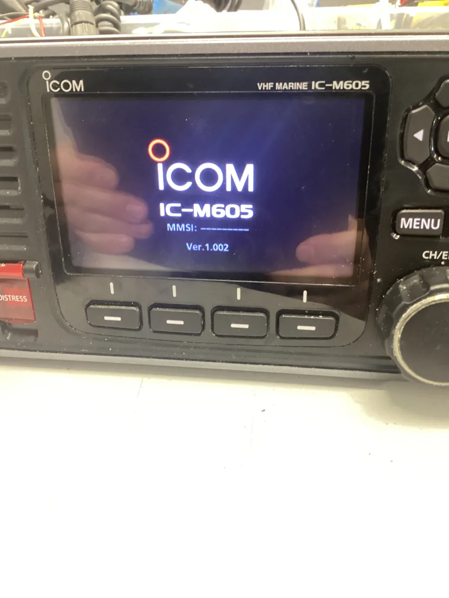 Icom IC-M605 DSC VHF Complete W/ Fist Mic- Fully Tested -NMEA 2000- NO MMSI- Free Shipping! - Image 4