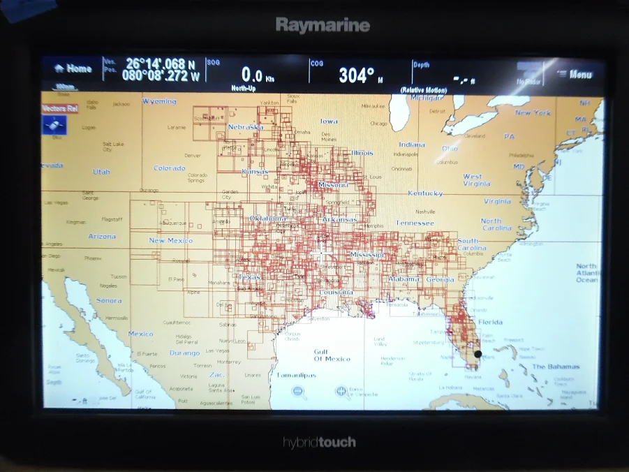 Raymarine e125 12.1" HybridTouch MFD w/ Sun Cover - *90 Day Warranty* - E70023 - *Great Condition* - Image 7