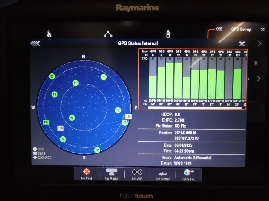 Raymarine e125 12.1" HybridTouch MFD w/ Sun Cover - *90 Day Warranty* - E70023 - *Great Condition* - Image 9