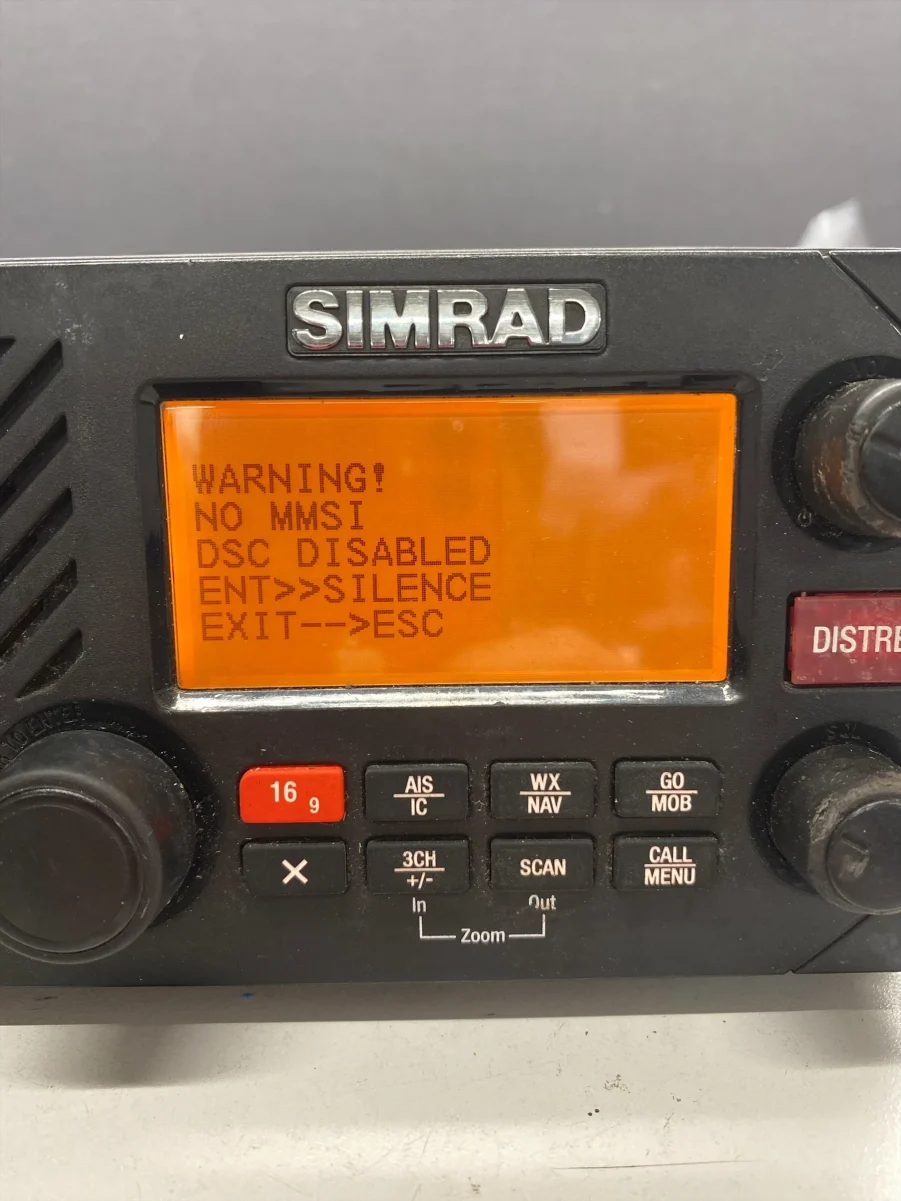 Simrad RS35 Marine DSC VHF Radio W/ Receive Only AIS - Rebuilt Cable - Tested - Image 4