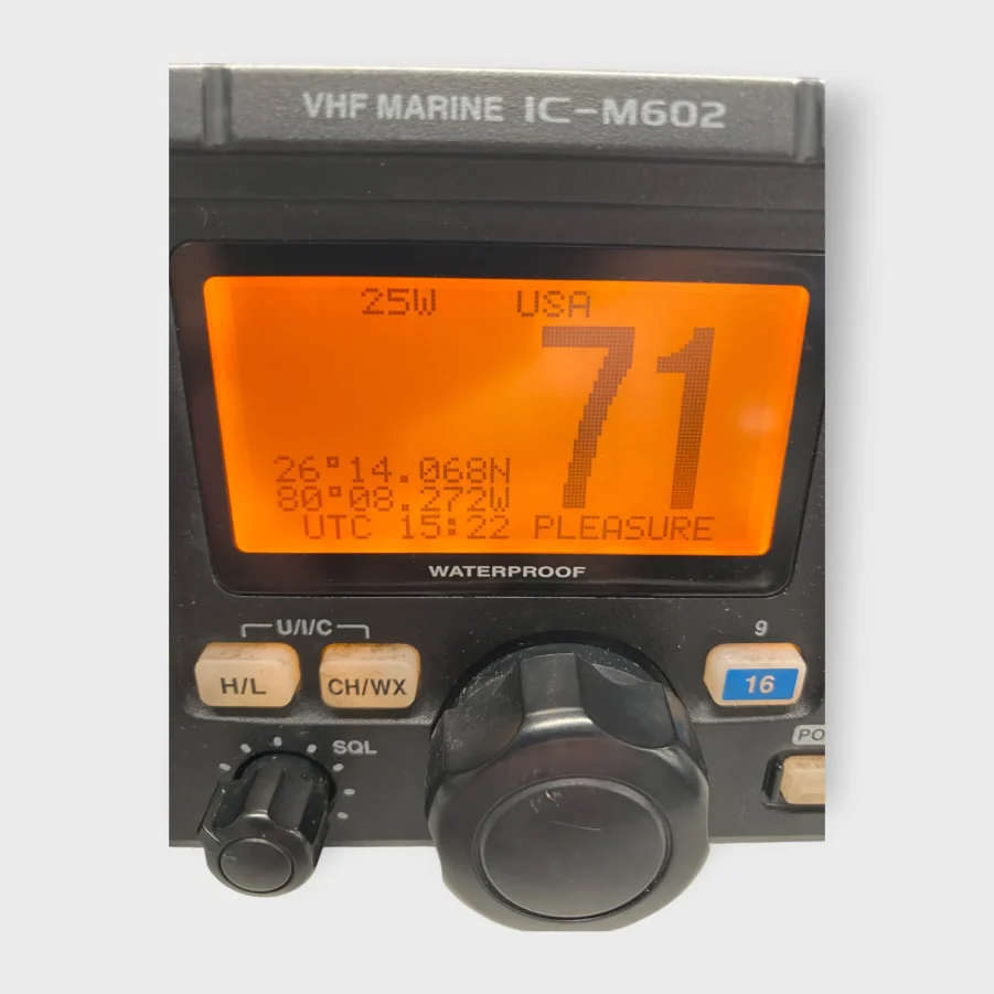Icom IC-M602 VHF Mobile Marine Transeiver W/ HM-136B Fist Mic - USED - Tested - Great Condition - Image 7