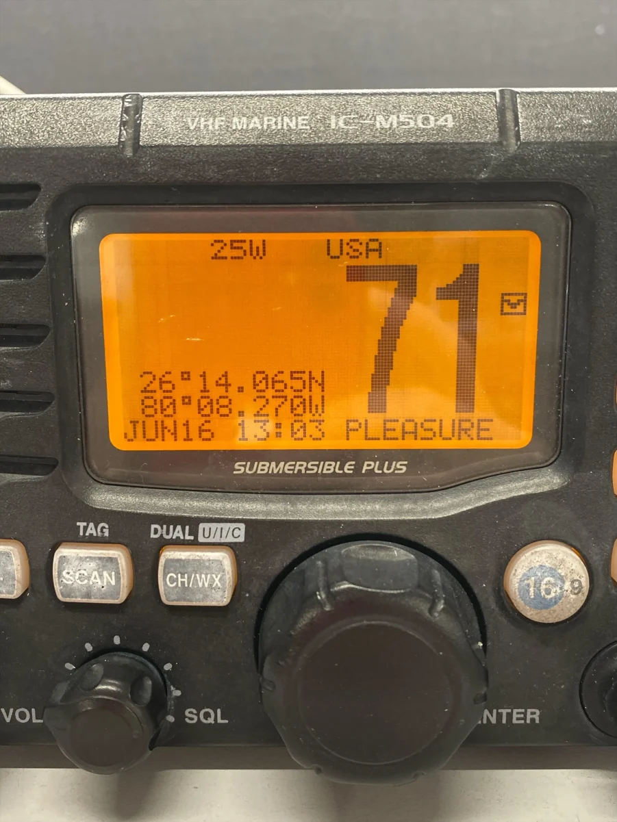 Icom IC-M504A Marine DSC VHF Transceiver W/ Attached Mic -Tested- Free Shipping - Image 3