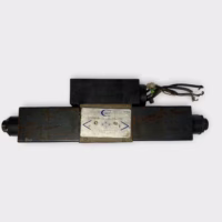 Continental Hydraulics VS5M-3L-G-75-GD, Solenoid-Operated Directional Control Valve (For Parts)